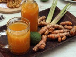 Panduan Kesehatan: Panduan Lengkap dan Cara Meracik Jamu Kunyit Asam yang Benar